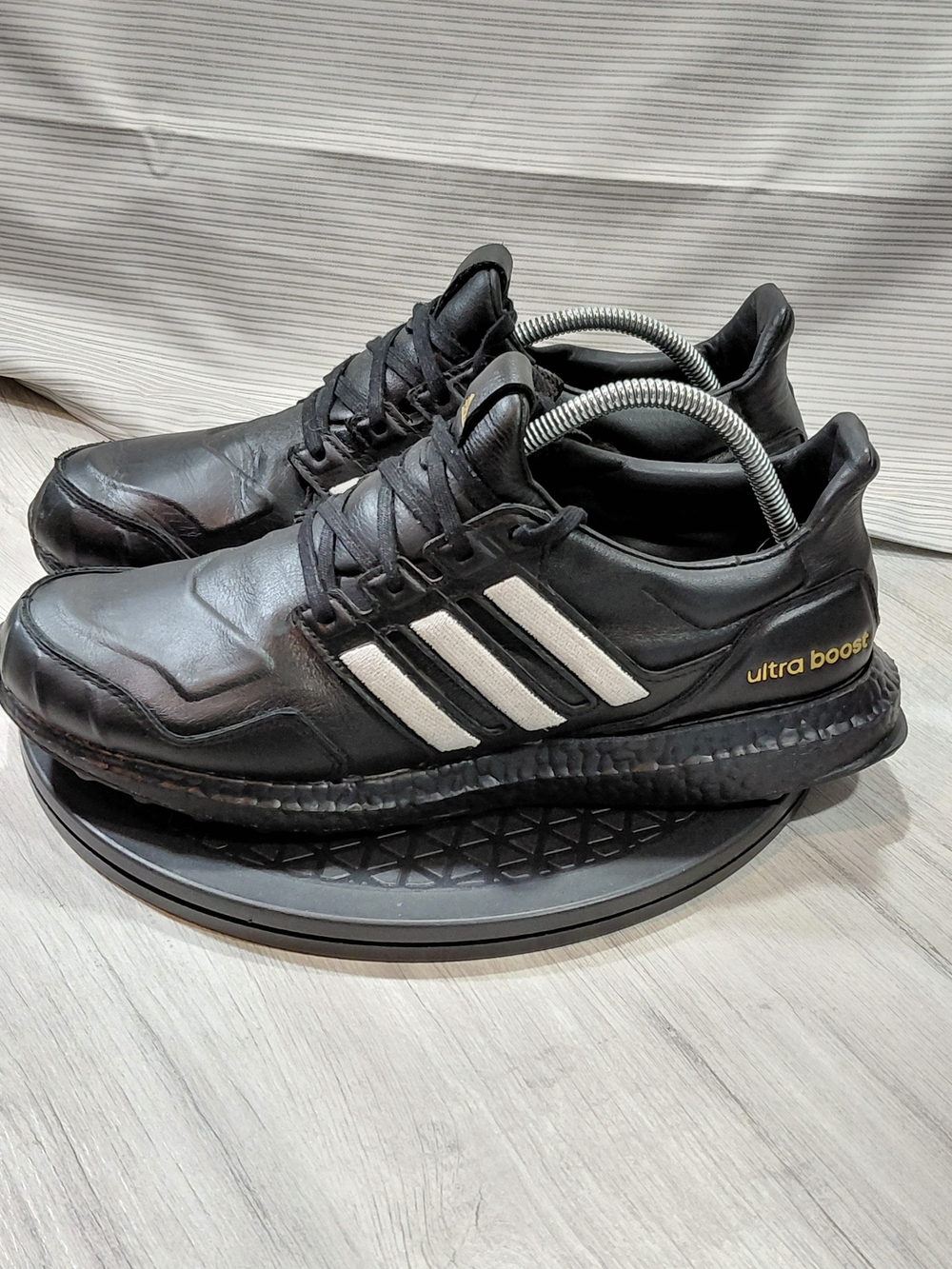 Adidas Mens Ultra Boost DNA Black Leather Upper & Insole White Stripes SIZE 11